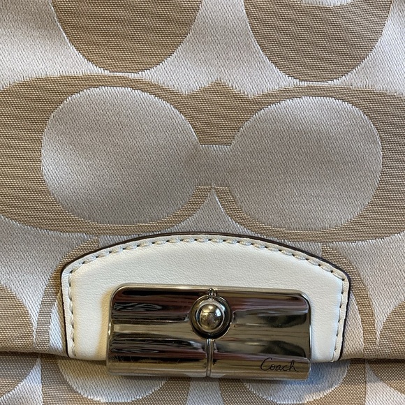 Coach Purse - Picture 3 of 13